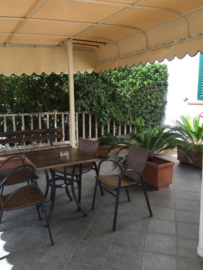 Hotel Mare Blu Lido di Camaiore Exteriör bild
